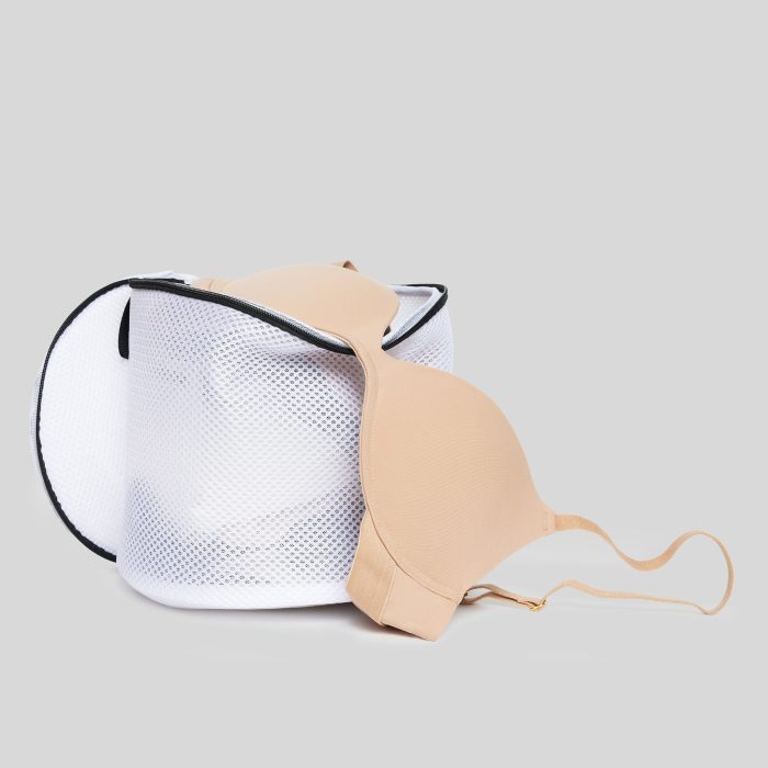 LAUNDRYBAG_L_0117_e7d8be34-1e83-4376-b24f-965e230051a2.jpg