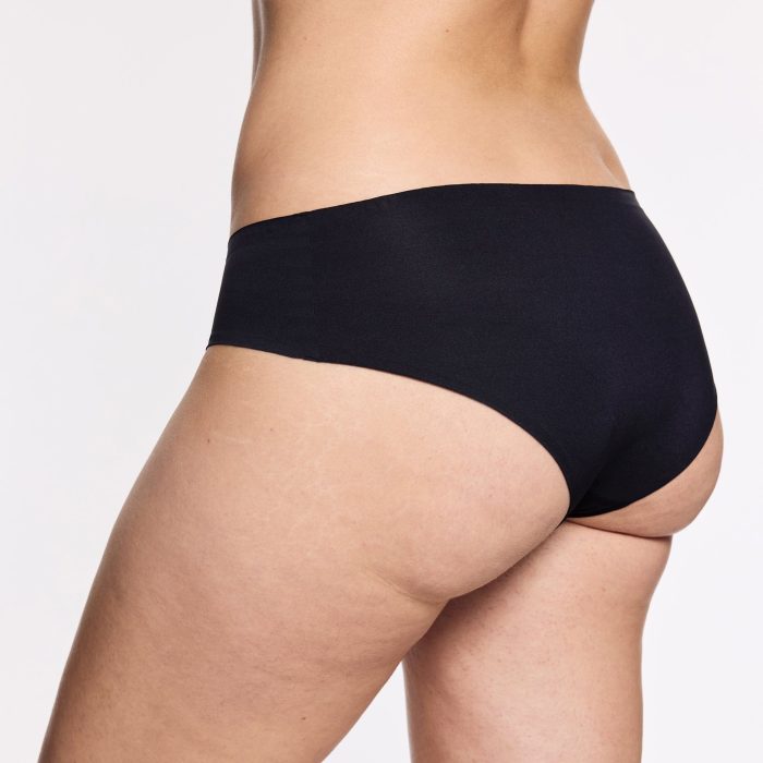 RBLU_NSHH_BLACK_0598.jpg